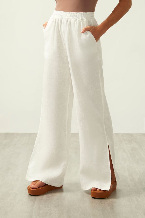 Calça ZU Fenda Brisa Off White P