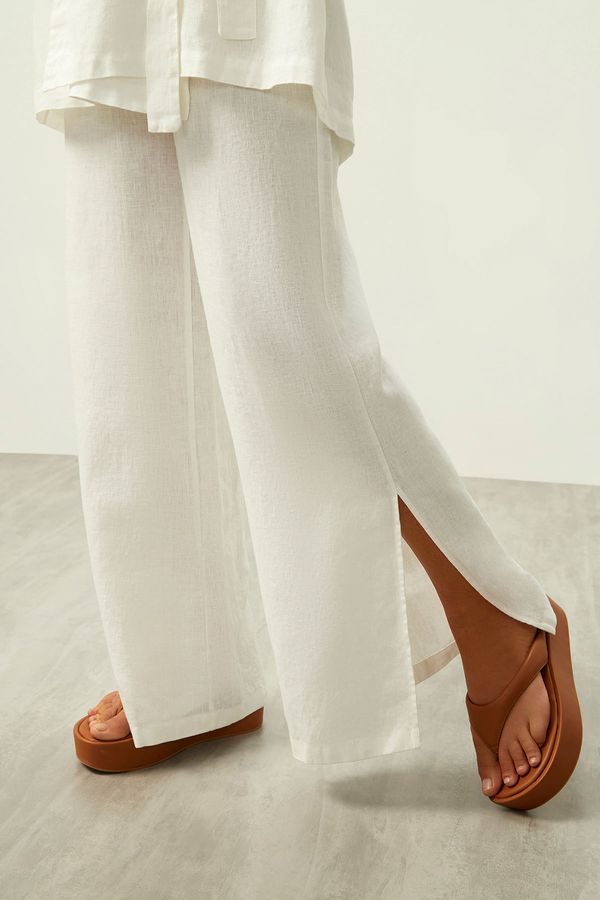Calça ZU Fenda Brisa Off White GG