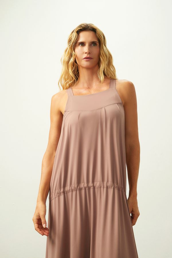 Vestido ZU com Alças Bulevar Marrom Avelã G/GG