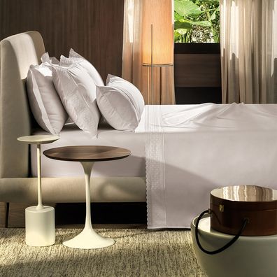 Lençol Super King Bordados em Cetim Altenburg 300 Fios Raffiné